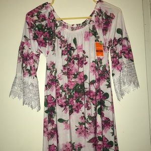 Dress off the shoulder